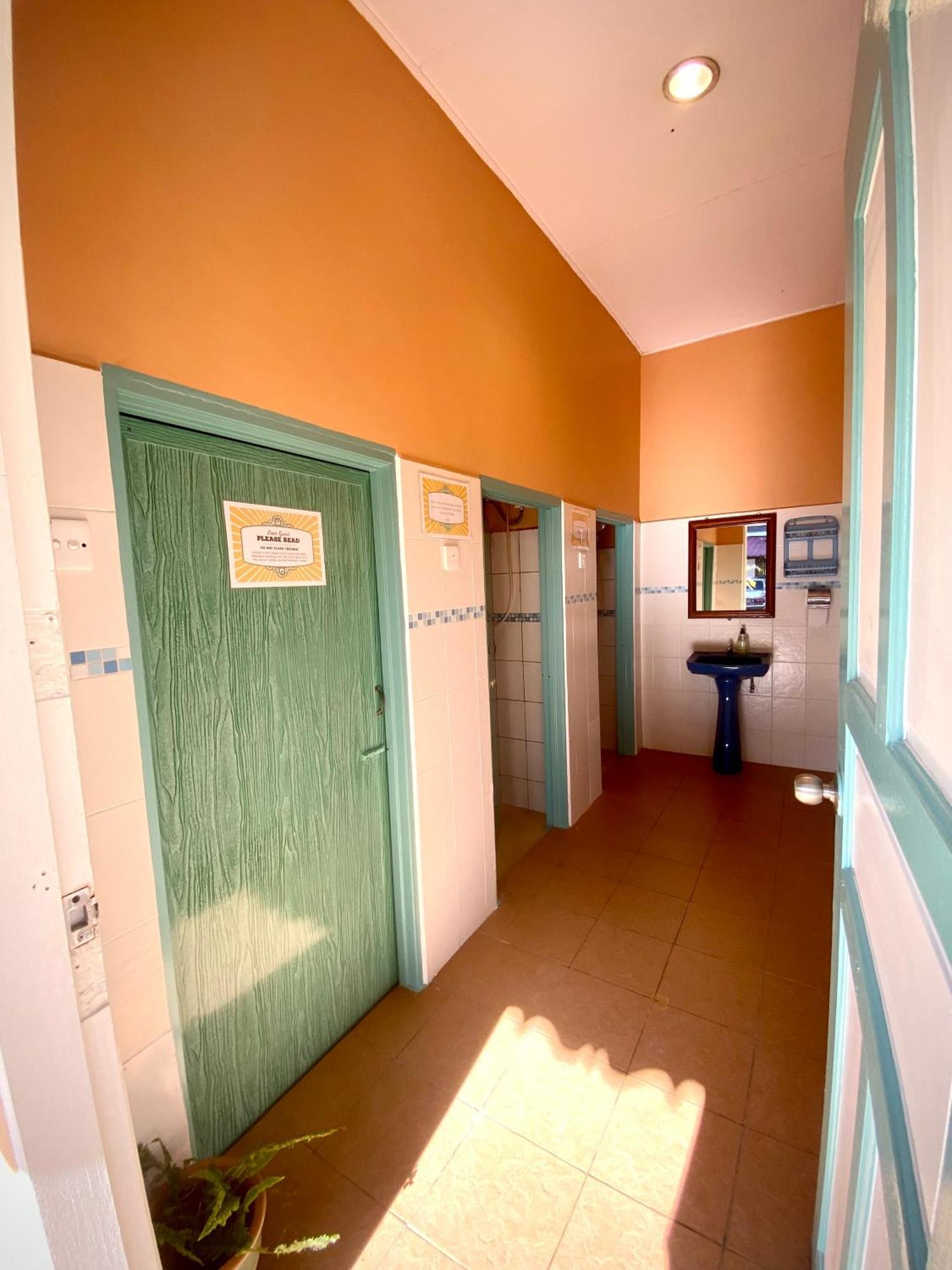 Soluna Guest House Pantai Cenang  Eksteriør bilde