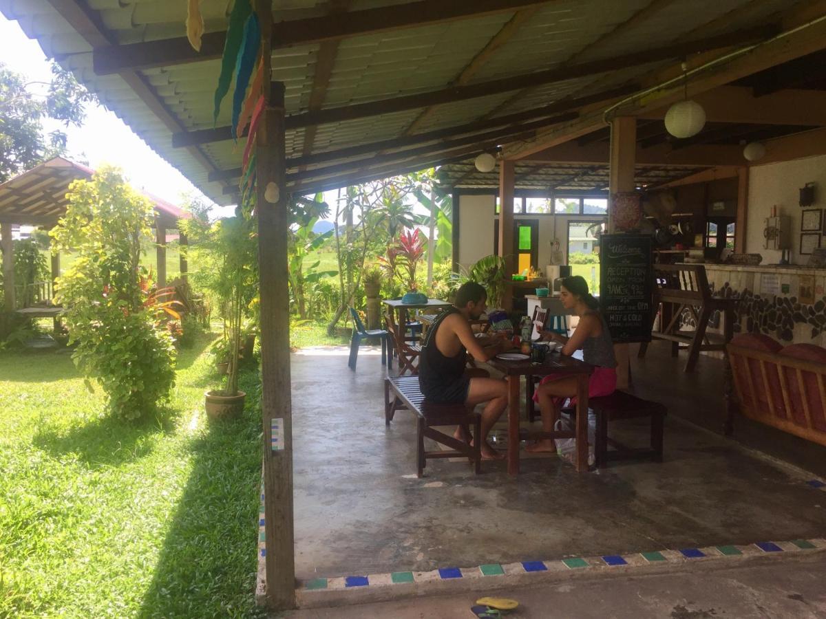 Soluna Guest House Pantai Cenang  Eksteriør bilde