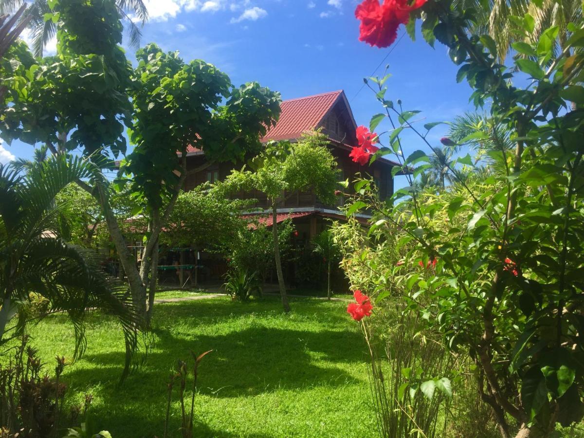 Soluna Guest House Pantai Cenang  Eksteriør bilde